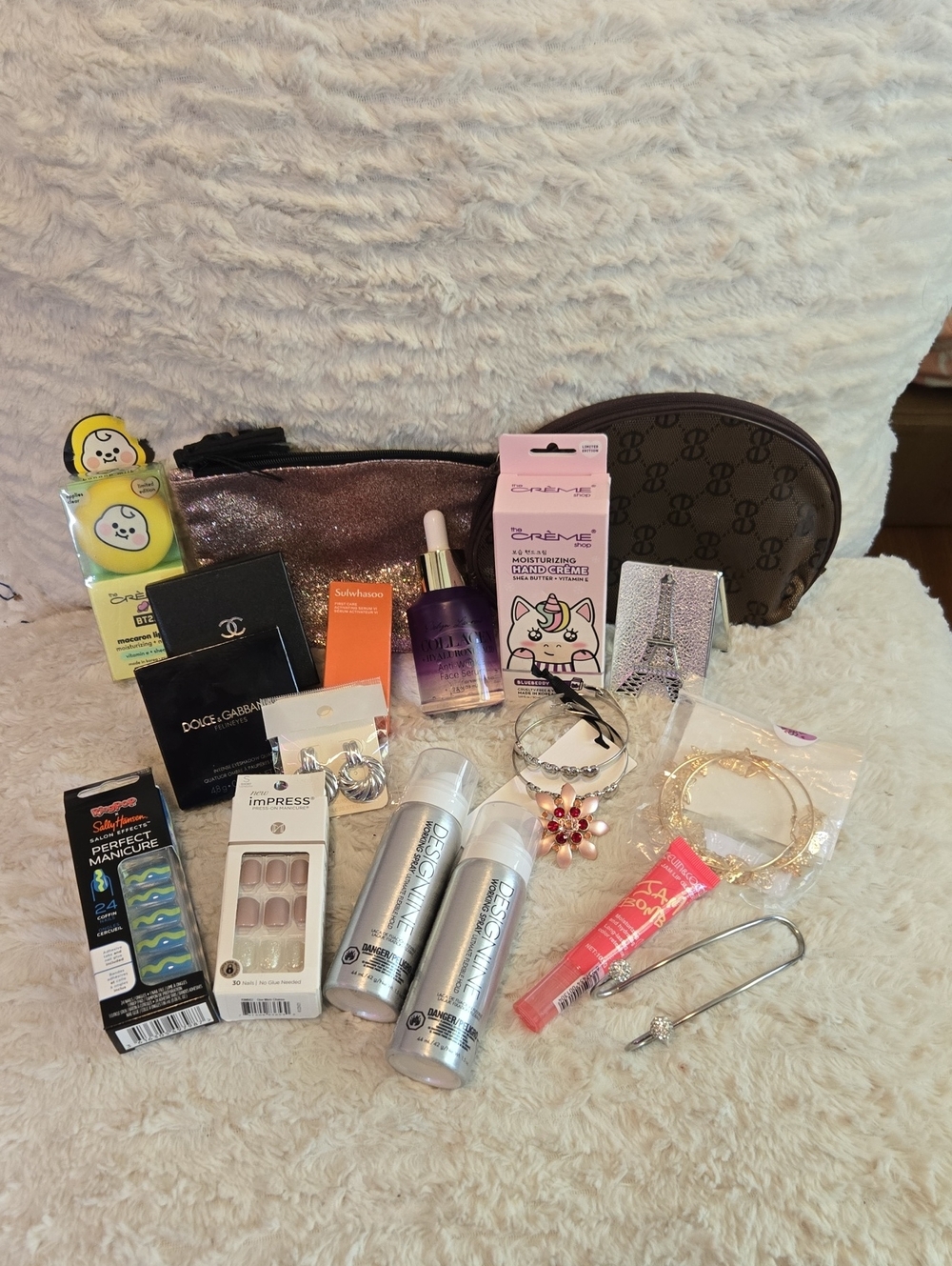 Assorted Beauty & Accessories Gift Set Look At All Pics